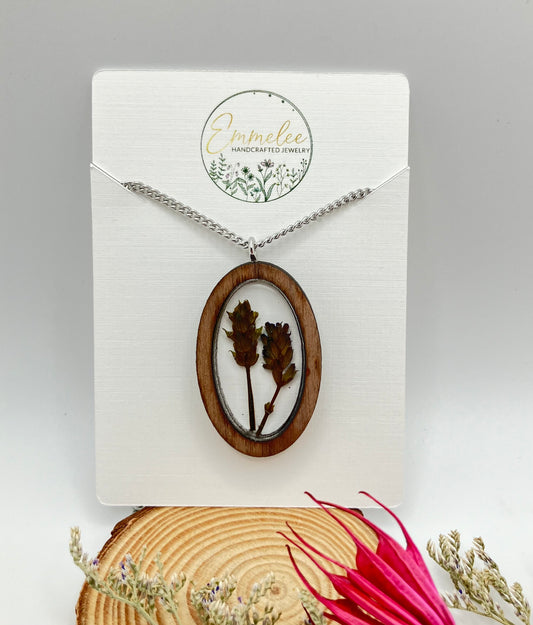 Wooden lavender necklace